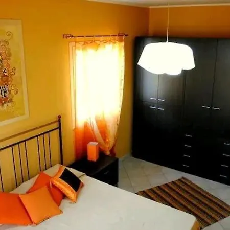 Villa Green Place