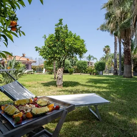 Villa Green Place *